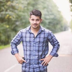 Meet your Posher, Daniel